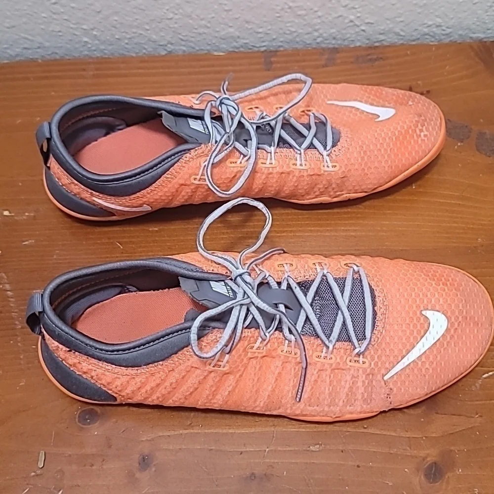 Nike Free Trainer 3.0 V3 Shoes Womens 7.5 Orange‎ Gray 641530-801 Athletic Gym